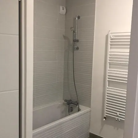 New And Spacious 1 St Mihiel Apartment